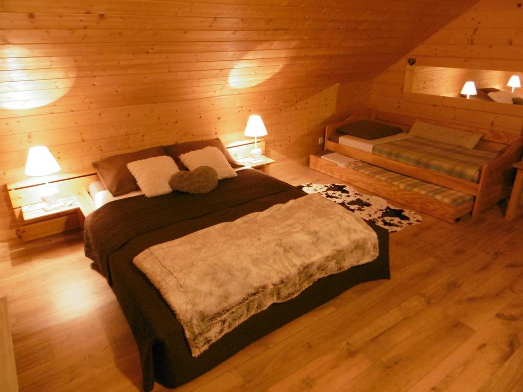 Gite Au Coeur Du Chalet En Belledonne Vers Prapoutel Les 7 Laux Sainte-Agnès Habitación foto