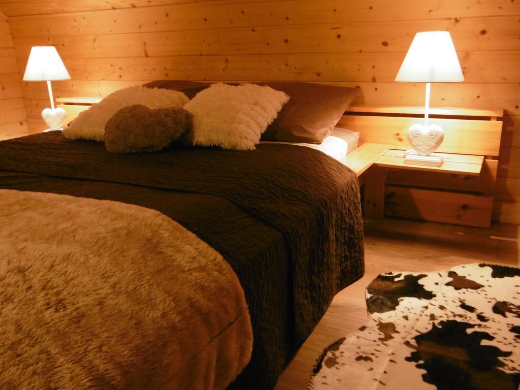 Gite Au Coeur Du Chalet En Belledonne Vers Prapoutel Les 7 Laux Sainte-Agnès Habitación foto
